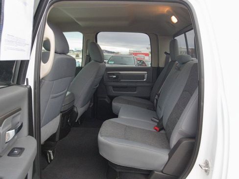 Used 2018 RAM 1500 Big Horn image 25