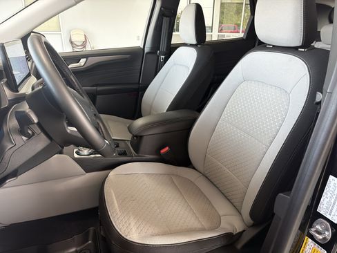 Used 2023 Ford Escape Active w/ Tech Pack #2 AWD/4WD image 20