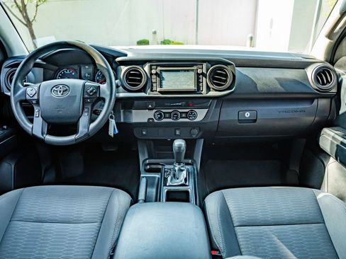Used 2018 Toyota Tacoma SR w/ SR Convenience Package RWD image 29