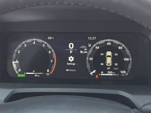 Used 2025 Toyota 4Runner TRD Off-Road image 11