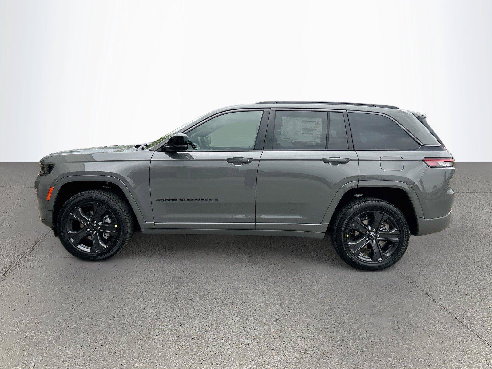New 2027 Jeep Grand Cherokee Limited AWD/4WD image 7