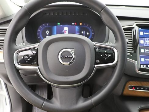 Used 2023 Volvo XC90 B6 Plus w/ Protection Package Premier AWD/4WD image 17