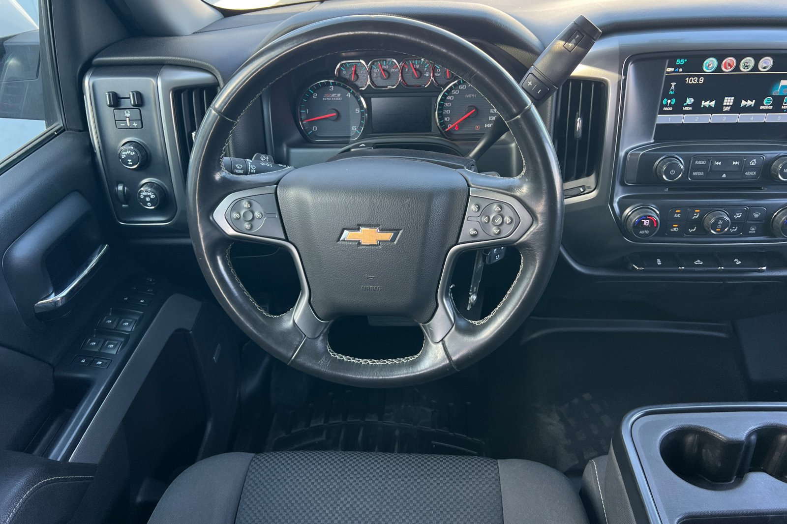 Used 2018 Chevrolet Silverado 1500 LT w/ All Star Edition AWD/4WD image 18