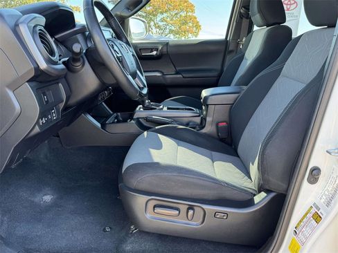 Used 2023 Toyota Tacoma TRD Off-Road image 20