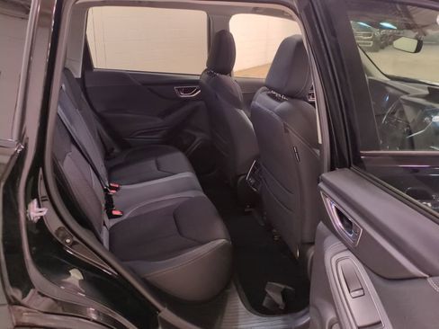Used 2024 Subaru Forester Premium image 13