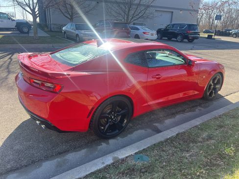 Used 2016 Chevrolet Camaro SS image 5