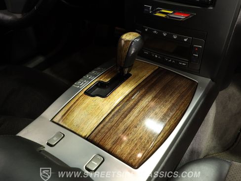 Used 2006 Cadillac XLR V image 39