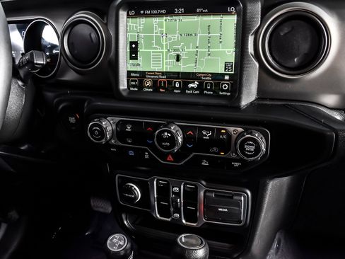 Used 2023 Jeep Wrangler Unlimited w/ 8.4" Radio Group AWD/4WD image 30