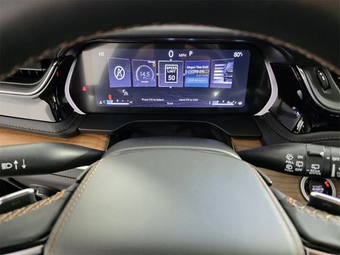 New 2025 Jeep Grand Cherokee Summit image 21