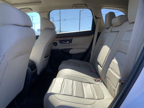Used 2019 Honda CR-V Touring image 32