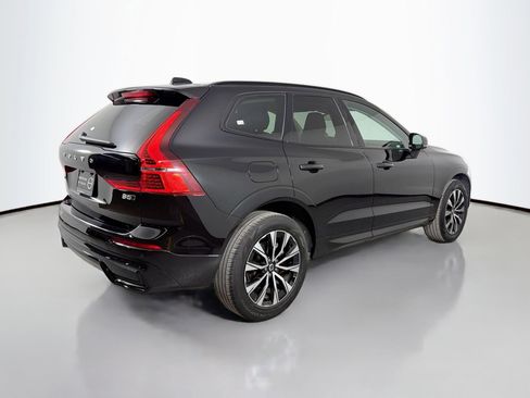 Certified 2025 Volvo XC60 B5 Core AWD/4WD image 6