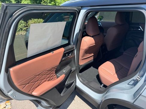 New 2025 Mitsubishi Outlander SEL image 20