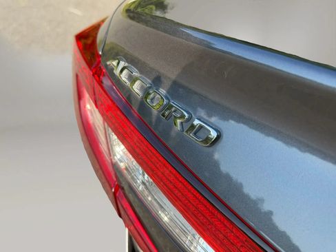 Used 2018 Honda Accord EX-L image 21
