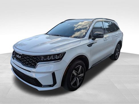 Certified 2022 Kia Sorento S image 4