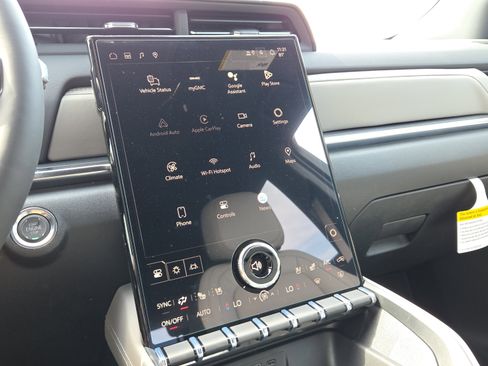 New 2026 GMC Terrain Elevation w/ Elevation Premium Package image 19