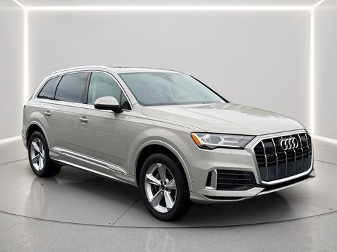 Used 2023 Audi Q7 2.0T Premium w/ Convenience Package AWD/4WD image 7