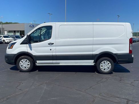 Used 2024 Ford Transit 250 Low Roof w/ Exterior Upgrade Package RWD image 2