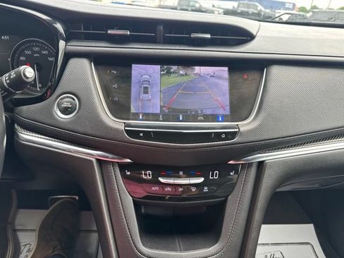 Used 2022 Cadillac XT5 Sportv w/ Technology Package AWD/4WD image 24