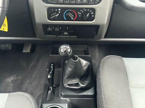 Used 2006 Jeep Wrangler Sport image 24
