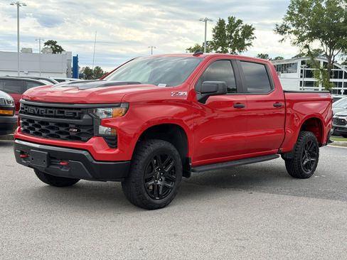 Used 2023 Chevrolet Silverado 1500 Custom Trail Boss AWD/4WD image 13