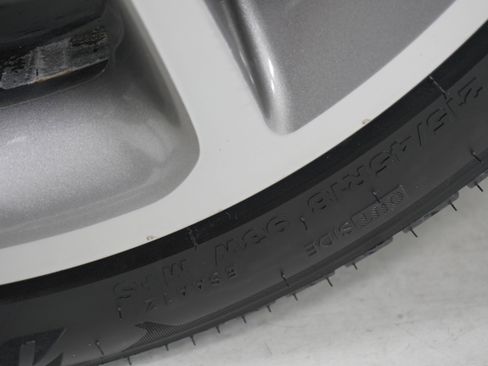 Used 2009 Ford Fusion SE FWD image 21