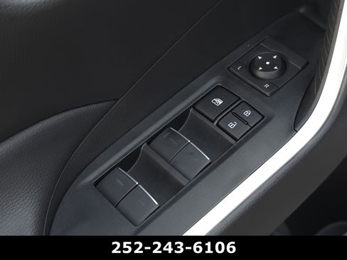 Used 2024 Toyota RAV4 XLE w/ Convenience Package image 24