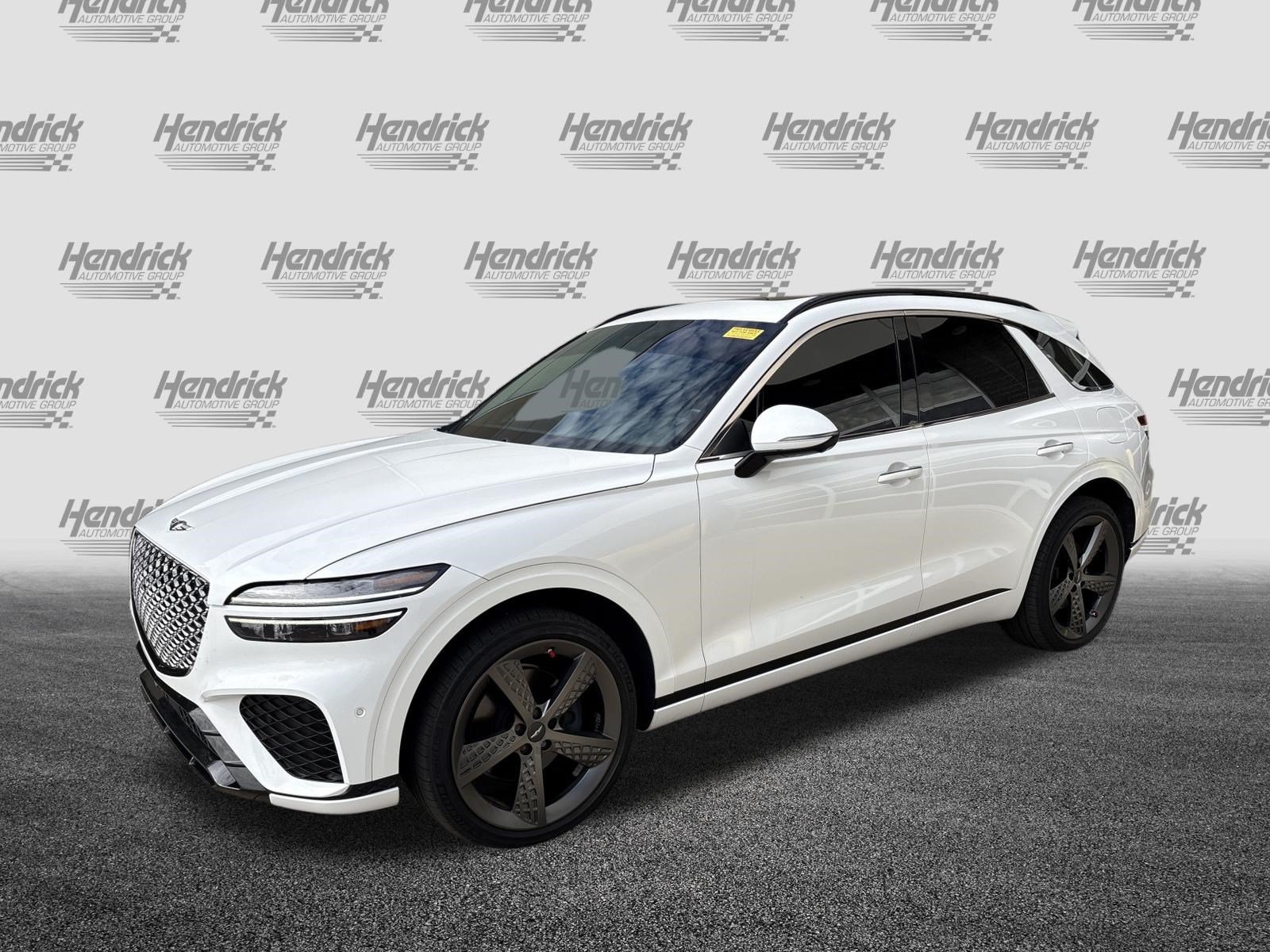 Used 2022 Genesis GV70 2.5T w/ Sport Prestige Package AWD/4WD image 5