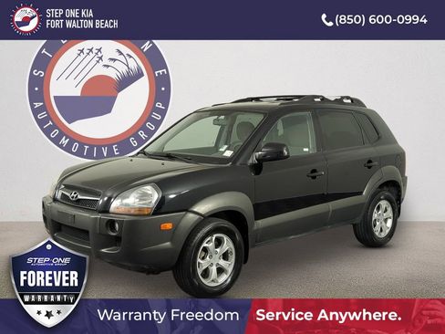 Used 2009 Hyundai Tucson SE image 1