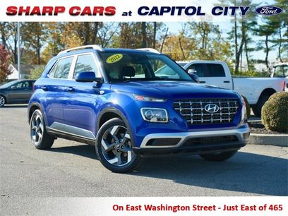Used 2022 Hyundai Venue SEL w/ Cargo Package