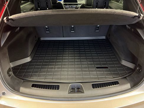 Used 2024 Cadillac XT4 Premium Luxury w/ Active Safety Package image 15