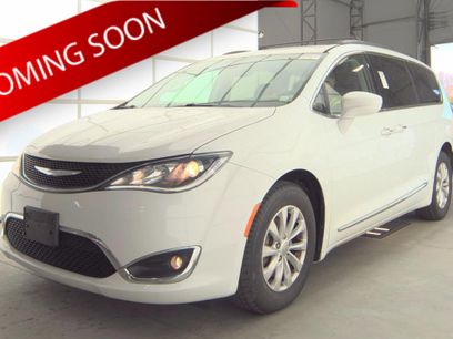 Used 2017 Chrysler Pacifica Touring-L