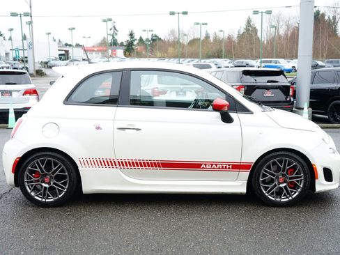 Used 2017 FIAT 500 Abarth image 6