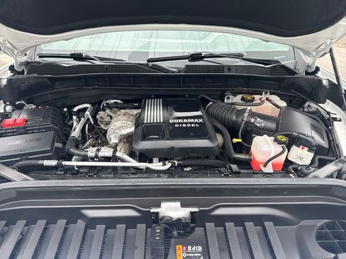 Used 2022 GMC Sierra 1500 SLT AWD/4WD image 8