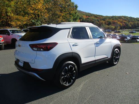 Certified 2023 Chevrolet TrailBlazer LT w/ Convenience Package image 5