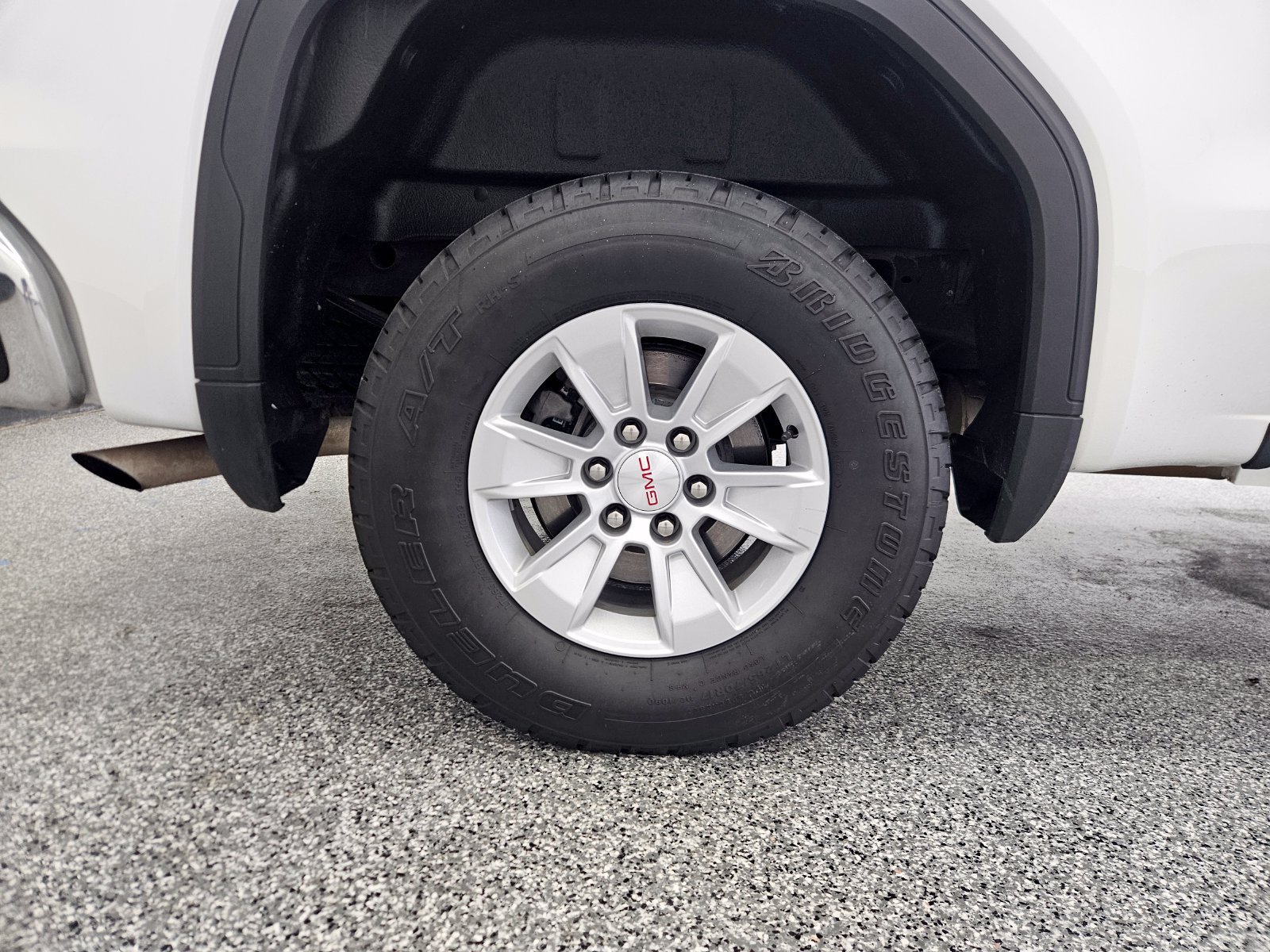 Used 2024 GMC Sierra 1500 SLE AWD/4WD image 12