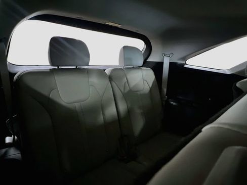 Certified 2024 Kia Sorento S w/ Panoramic Sunroof Package FWD image 28