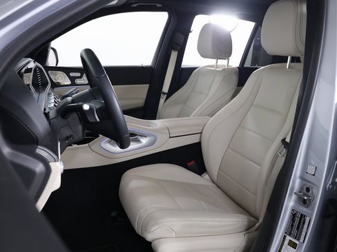 Used 2025 Mercedes-Benz GLE 350 4MATIC image 30