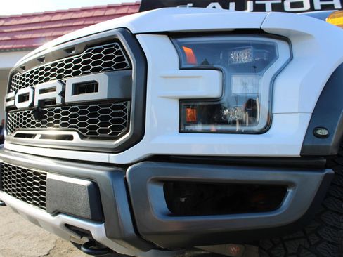 Used 2019 Ford F150 Raptor w/ Equipment Group 802A Luxury AWD/4WD image 7