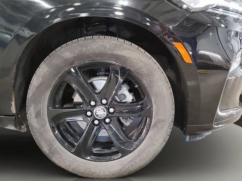 Used 2024 Buick Enclave Essence w/ Sport Touring Edition AWD/4WD image 24