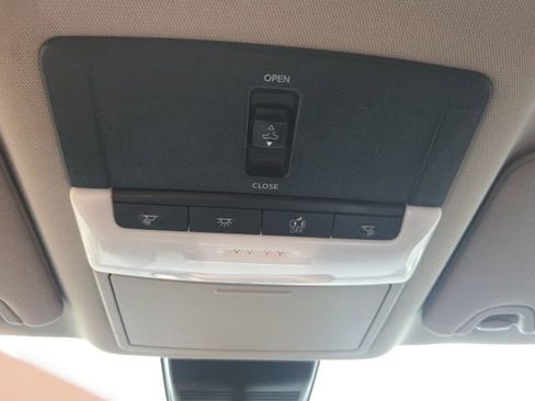 Used 2022 Nissan Altima 2.5 SR w/ Midnight Edition Package image 28