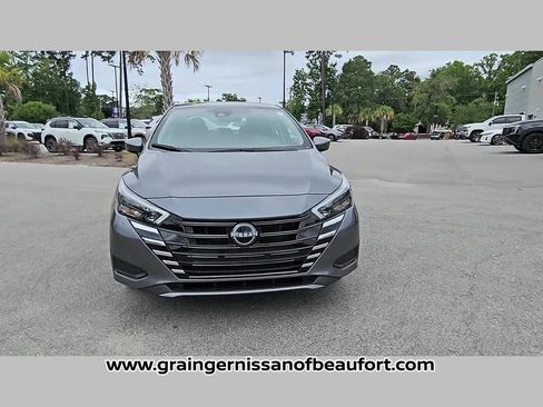 Used 2025 Nissan Versa SV w/ Trunk Package FWD image 20