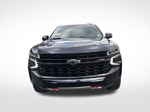 Used 2023 Chevrolet Tahoe Z71 w/ Luxury Package AWD/4WD image 3