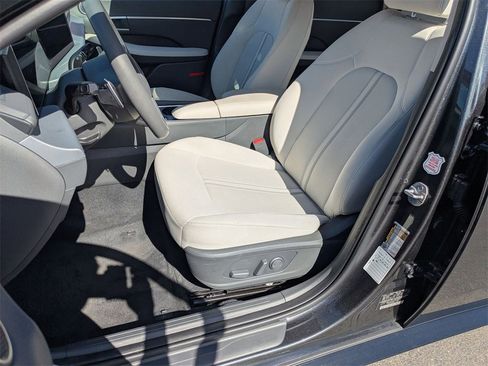 Used 2025 Hyundai Sonata SEL image 14