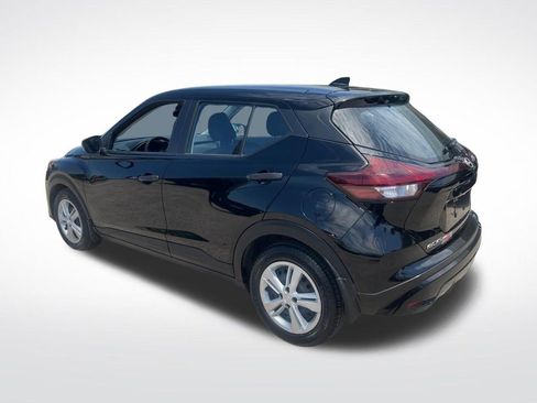 Used 2022 Nissan Kicks S FWD image 47