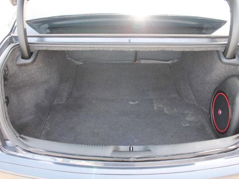 Used 2018 Chrysler 300 S w/ 300S Premium Group image 18