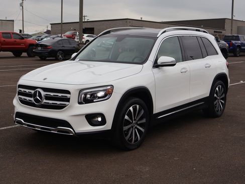 Used 2022 Mercedes-Benz GLB 250 4MATIC image 12