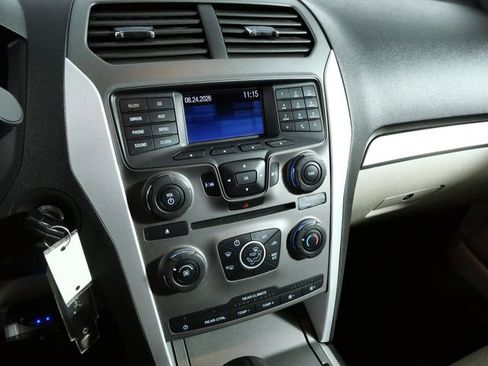 Used 2014 Ford Explorer 4WD image 19