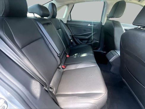 Used 2020 Volkswagen Jetta SE FWD image 20