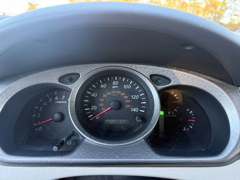 Used 2003 Toyota Highlander 4WD V6 image 16