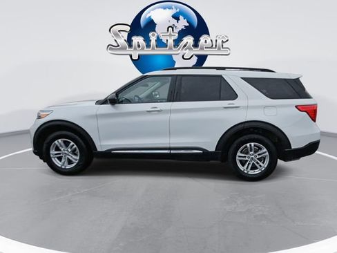 Used 2020 Ford Explorer XLT w/ Equipment Group 202A image 5